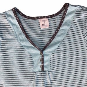 CROFT & BARROW women’s shirt size M